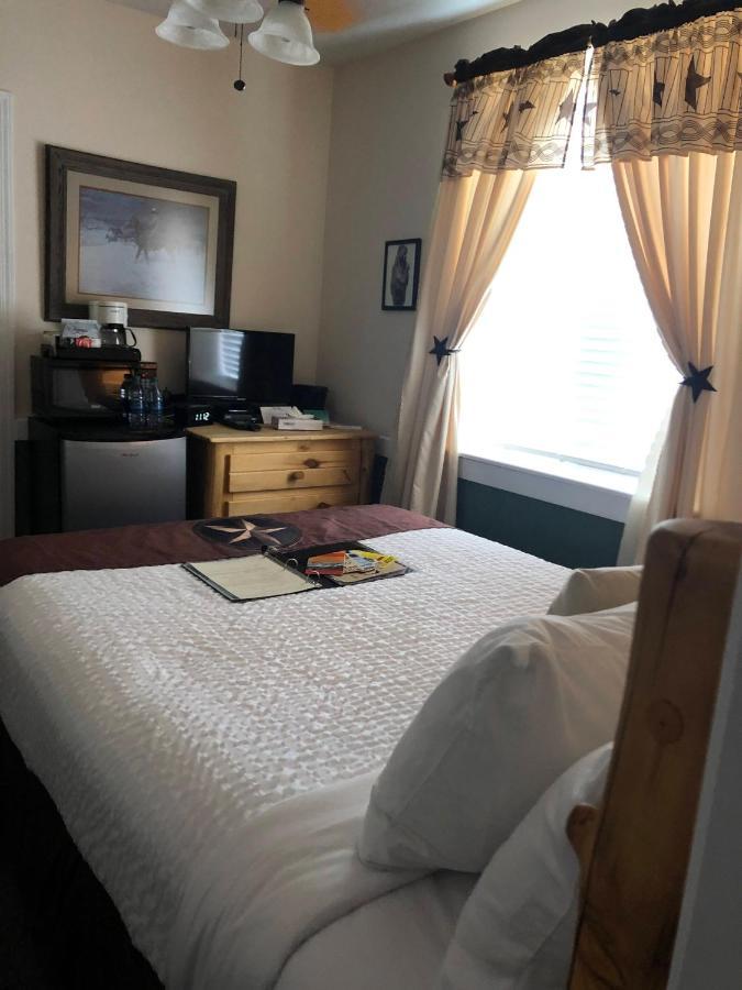 The Bent Elbow Hotel Silverton Екстер'єр фото